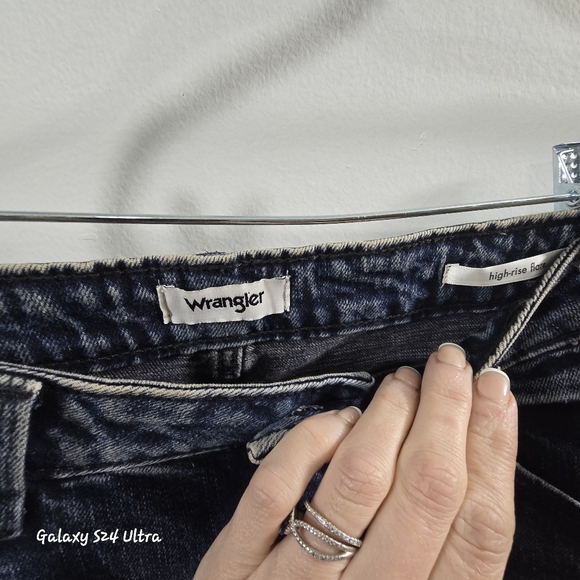 Wrangler Women's Dark Blue Flare Jeans - Picture 3 of 8